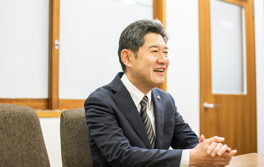 岡本代表取締役社長の写真2